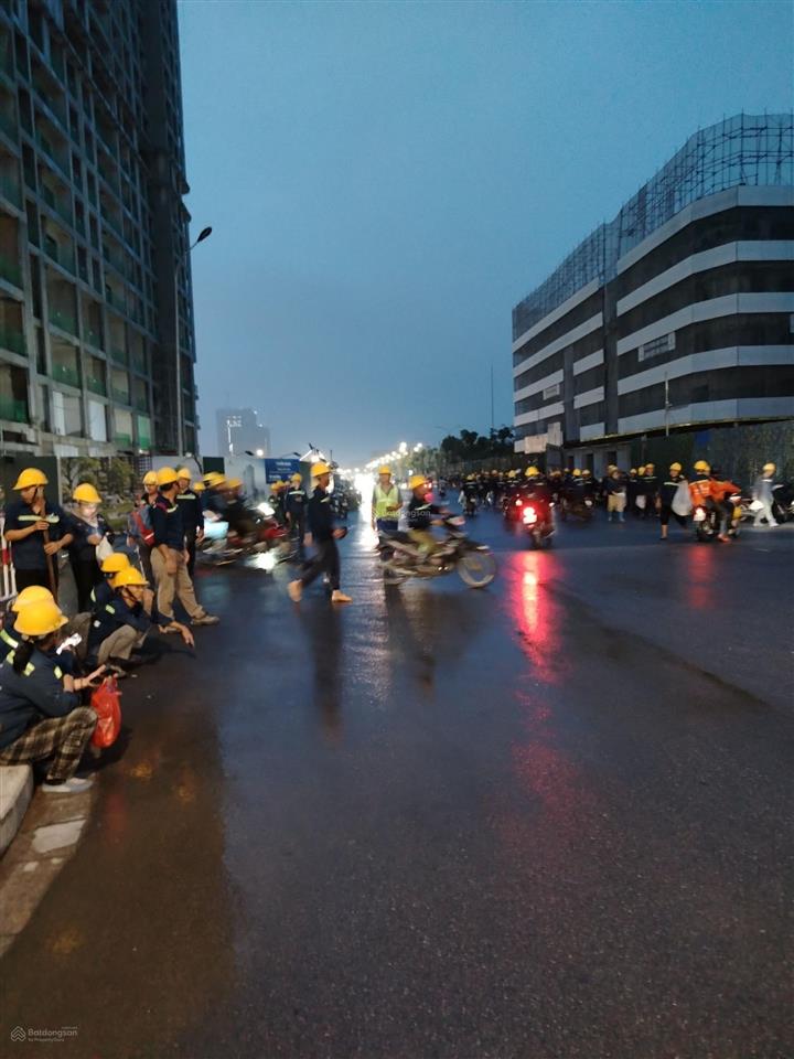 Giá cực kỳ tốt chỉ 37triệu/m có ngay căn hộ thương mại dịch vụ kinh doanh dòng tiền tại vin cổ loa.