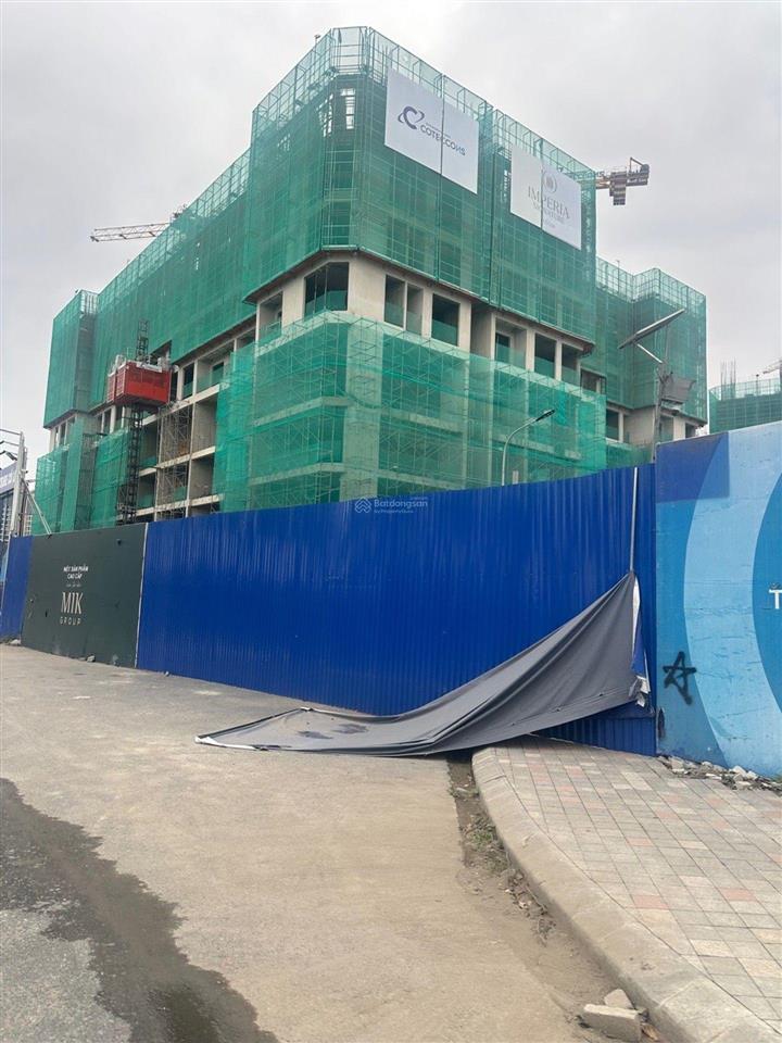 Chính chủ gửi bán căn nhà 5 tầng xuân canh, đông anh hà nội! giá chỉ 4 tỷ.