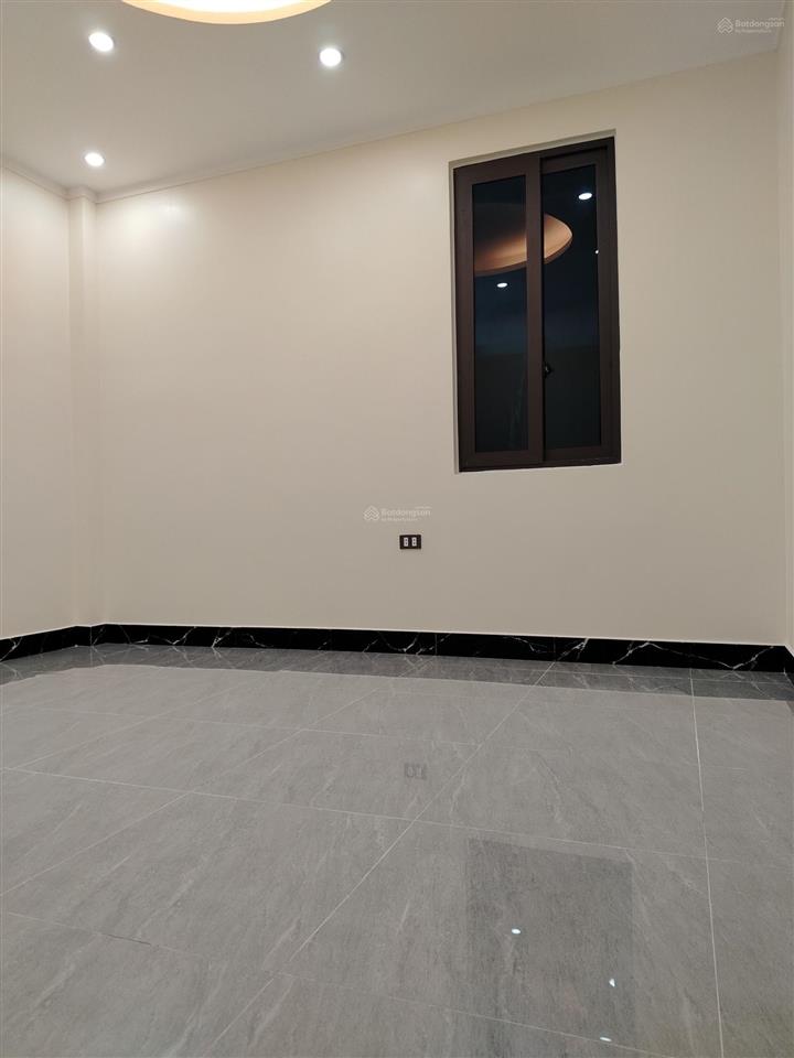 Chính chủ cần tiền gửi bán gấp căn nhà 4 tầng thôn phúc thọ, đông anh, hà nội.