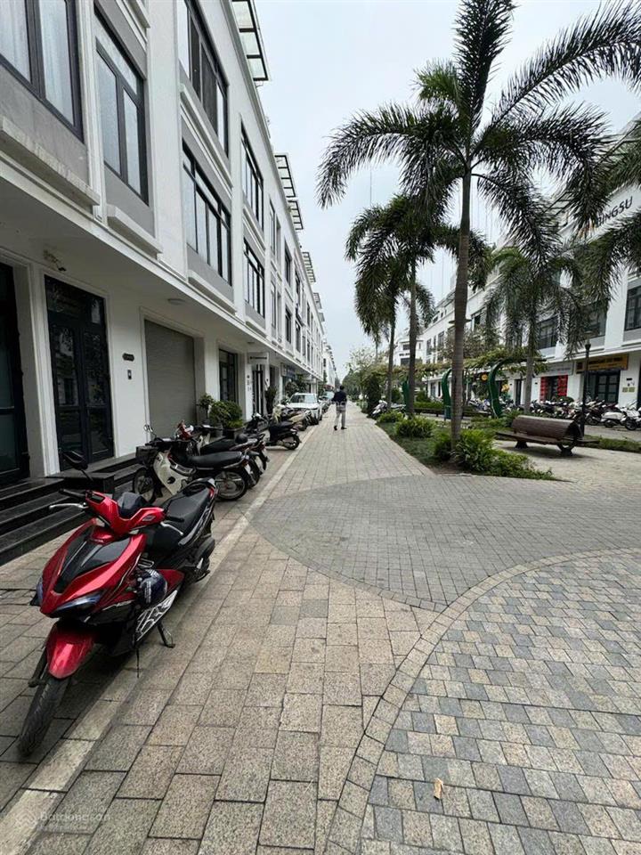 Bán nhà tại vinhomes gardenia, 48,5 tỷ, 93m2, 5 tầng, thang máy, mặt tiền 6m, nam từ liêm, hn. hot