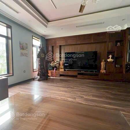 Bán nhà tại vinhomes gardenia, 48,5 tỷ, 93m2, 5 tầng, thang máy, mặt tiền 6m, nam từ liêm, hn. hot
