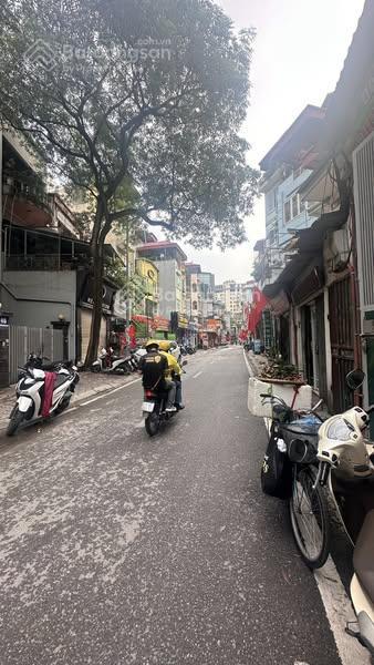 Bán 88m2 đất tại phố thụy khuê, tây hồ, ô tô ra vào, 2 thoáng trước sau, giá tốt 22,9 tỷ
