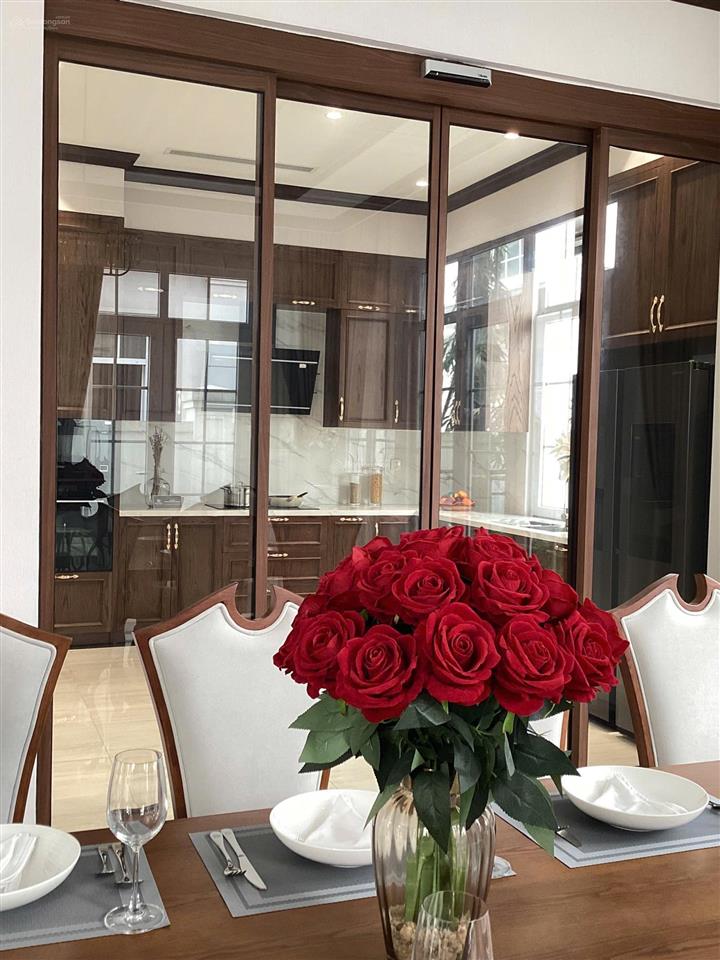 Bán căn biệt thự 75m2 nhà mới 5 tầng, eurowindow twin park, giá chỉ 16 tỷ, pháp lý sổ đỏ lâu dài