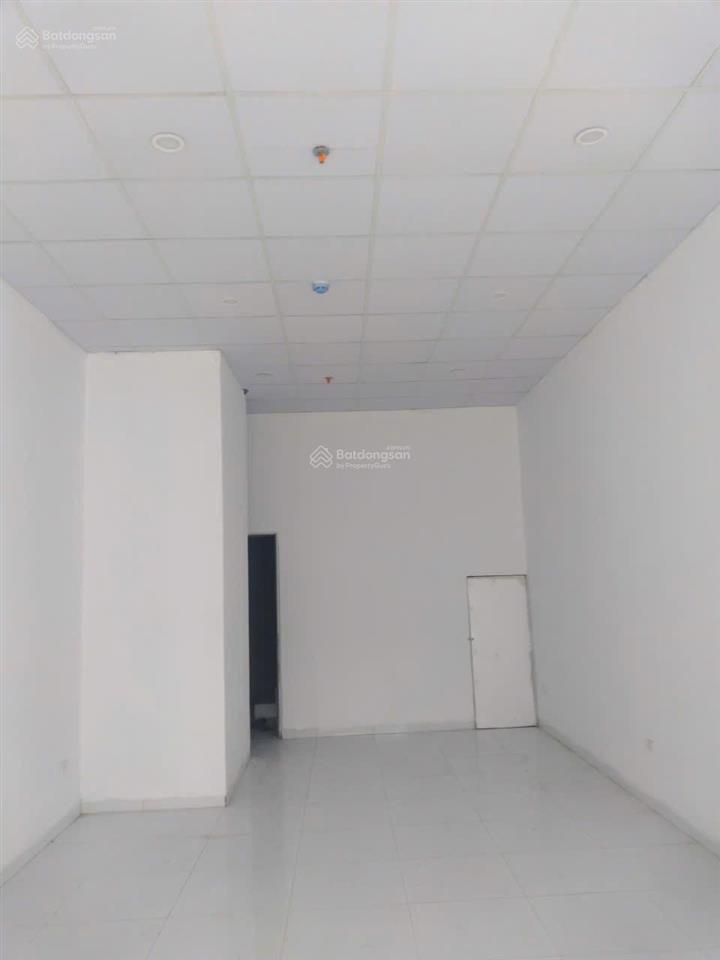 Bán căn shophouse sổ lâu dài 188m2  nhà mới 4 tầng  vỉa hè rộng, ô tô chánh. giá 10.5 tỷ bao phí