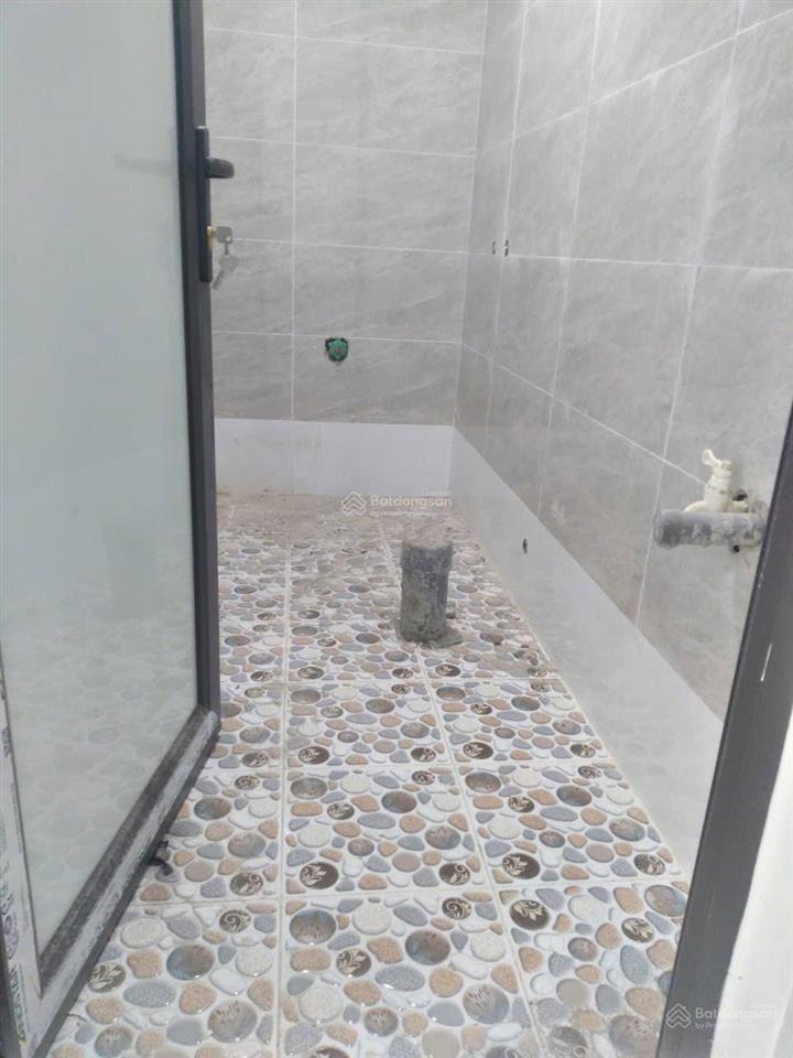 Bán căn shophouse sổ lâu dài 188m2  nhà mới 4 tầng  vỉa hè rộng, ô tô chánh. giá 10.5 tỷ bao phí