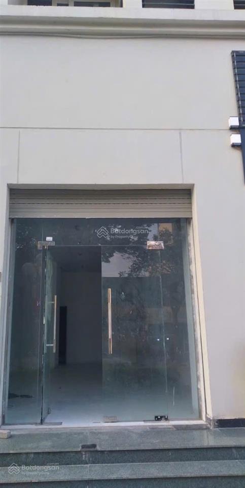 Bán căn shophouse sổ lâu dài 188m2  nhà mới 4 tầng  vỉa hè rộng, ô tô chánh. giá 10.5 tỷ bao phí