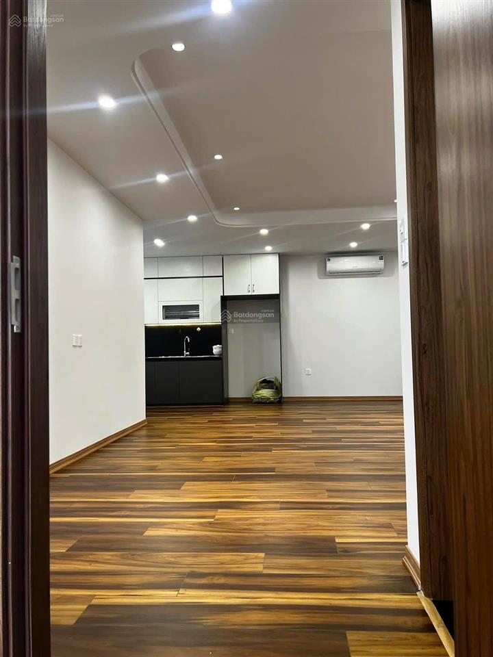 Bán căn 3pn2vs 98,6m2, tầng đẹp, view pháo hoa, sẵn sổ. giá 5.8 tỷ bao phí, có thương lượng