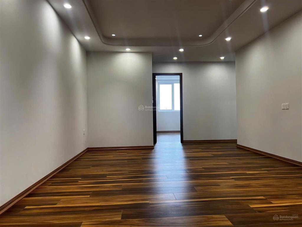 Bán căn 3pn2vs 98,6m2, tầng đẹp, view pháo hoa, sẵn sổ. giá 5.8 tỷ bao phí, có thương lượng