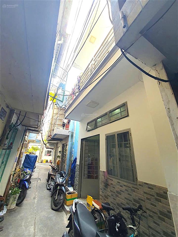 Nhà 3 tầng trần hưng đạo p1 quận 5 giáp q1 hẻm yên tĩnh gần mặt tiền chỉ 2 tỷ 95