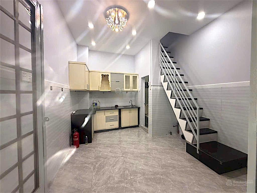 Nhà 3 tầng trần hưng đạo p1 quận 5 giáp q1 hẻm yên tĩnh gần mặt tiền chỉ 2 tỷ 95