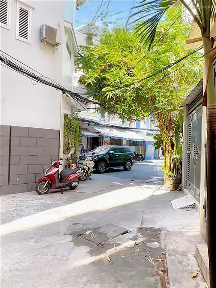 Mặt tiền 3 tháng 2 lề 6m 2 mặt tiền 56m2 5 tầng 7pnmặt bằng kinh doanh. chỉ 13ty9( chốt)