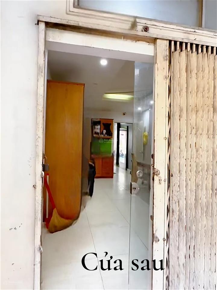 Mặt tiền 3 tháng 2 lề 6m 2 mặt tiền 56m2 5 tầng 7pnmặt bằng kinh doanh. chỉ 13ty9( chốt)
