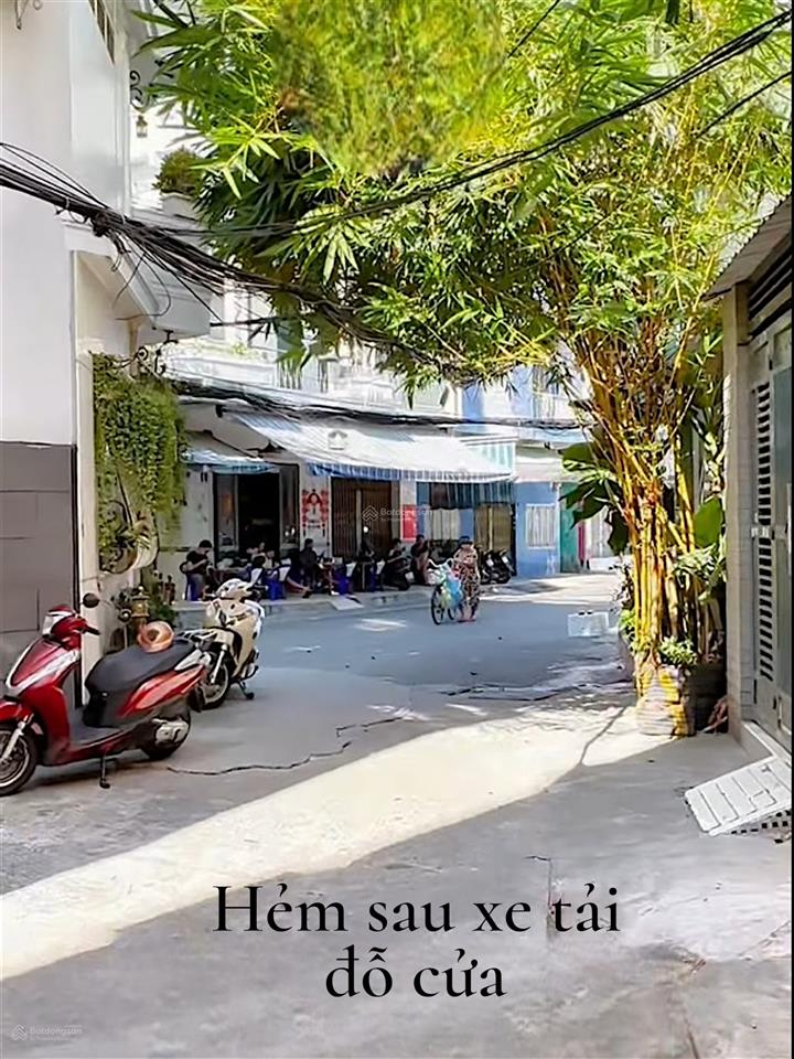 Mặt tiền 3 tháng 2 lề 6m 2 mặt tiền 56m2 5 tầng 7pnmặt bằng kinh doanh. chỉ 13ty9( chốt)
