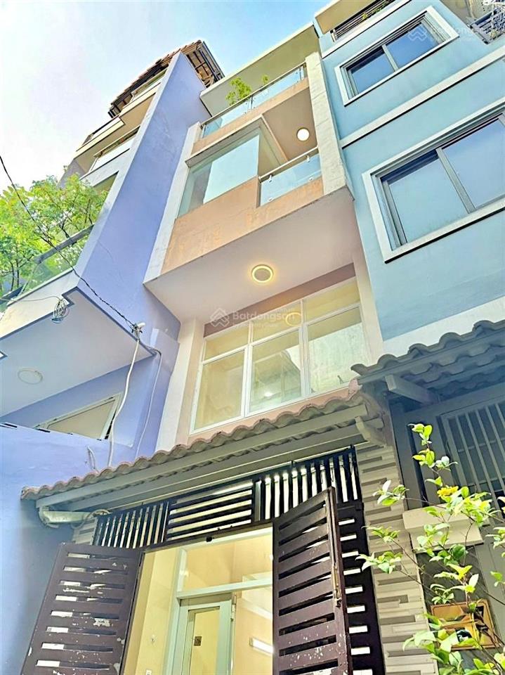 Cao thắng giáp cầu công lý  thông trường sa  30m2  5 tầng  sát mt  chỉ 5 tỷ 5 tl