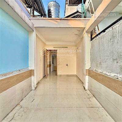 Cao thắng giáp cầu công lý  thông trường sa  30m2  5 tầng  sát mt  chỉ 5 tỷ 5 tl