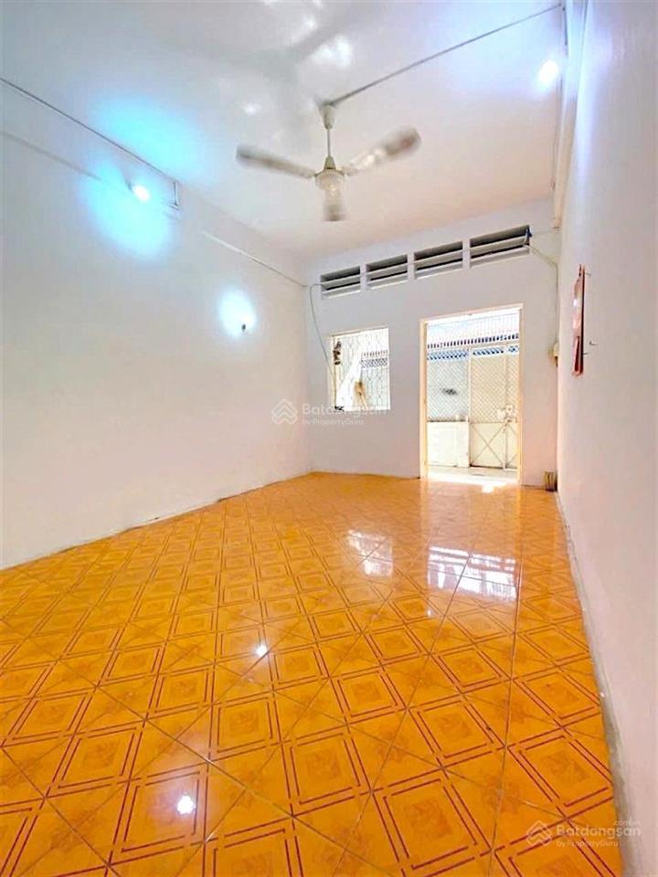 Nguyễn đình chiểu phú nhuận  2 mặt hxh thông  55m2 vuông  ngay phan xích long  chỉ 6 tỷ 85 tl