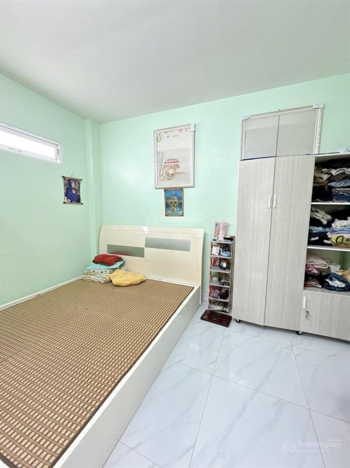 Sư vạn hạnh 3 tháng 2 q10 sát mặt tiền 27m2 3 tầng full nội thất chỉ 4 tỷ 68 tl