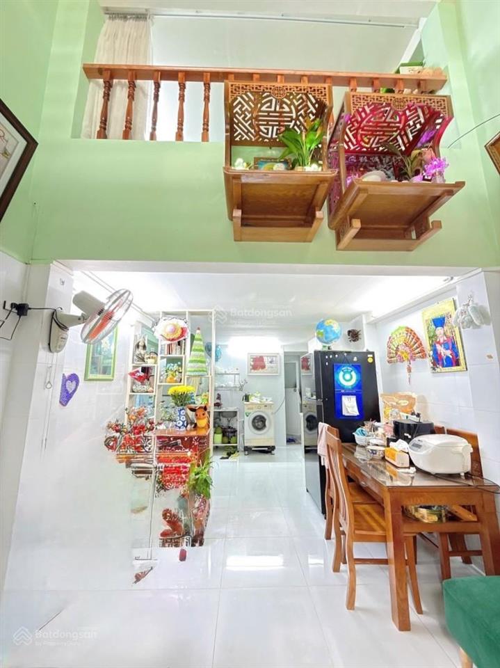 Sư vạn hạnh 3 tháng 2 q10 sát mặt tiền 27m2 3 tầng full nội thất chỉ 4 tỷ 68 tl