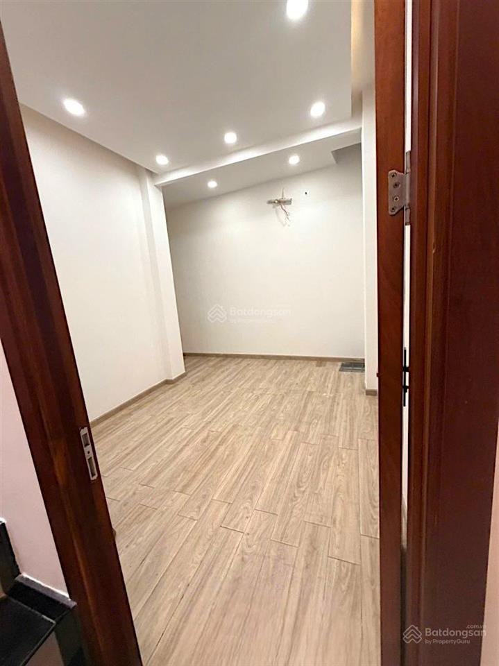 Bạch đằng  điện biên phủ giáp quận 1  40m2  3 tầng mới  gần 5 đh lớn  chỉ 5 tỷ 5