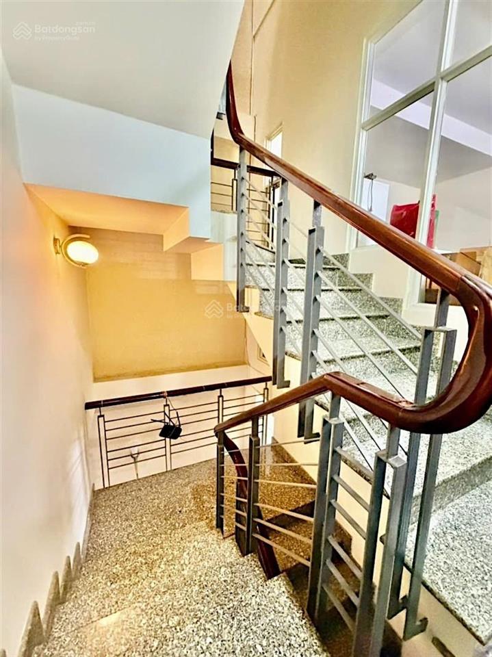 Mặt tiền hoa lan khu phan xích long50m2 4tầng vị trí nói lên đẳng cấpxe hơi ngủ nhàchỉ 15t65