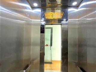 Cách mạng tháng 8 quận 3  5 tầng thang máy xịn  xe hơi đỗ cửa  mới tinh  chỉ 8 tỷ9
