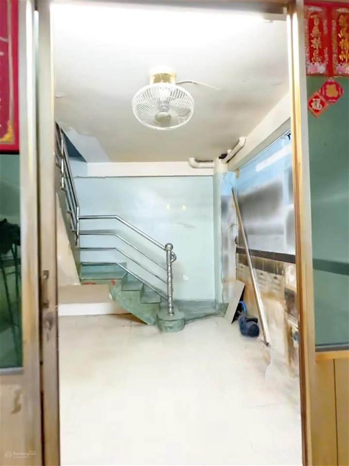 Bà hạt quận 10 hẻm nhựa taxi đỗ cửa 1 căn ra mặt tiền 4 tầng đúc kiên cố chỉ 5 tỷ95 tl
