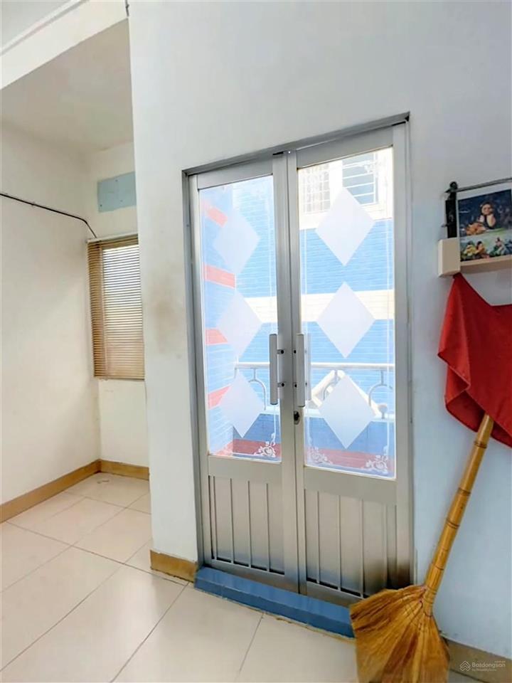 Bà hạt quận 10 hẻm nhựa taxi đỗ cửa 1 căn ra mặt tiền 4 tầng đúc kiên cố chỉ 5 tỷ95 tl