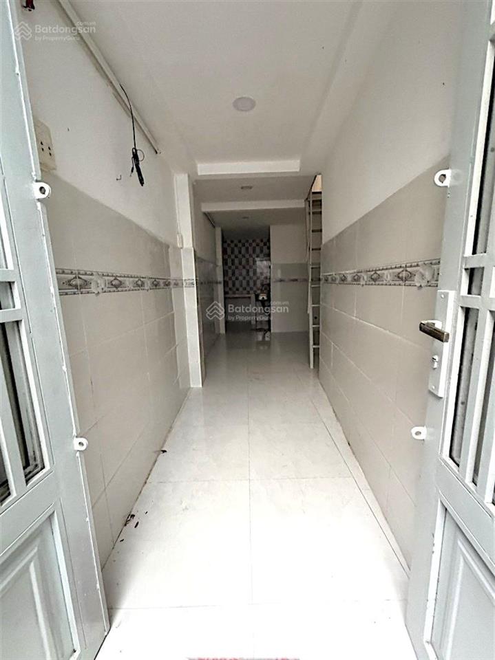 Bến vân đồn p5 quận 4  gần mặt tiền  17m2  2 tầng  nở hậu đẹp  chỉ 1 tỷ55 tl