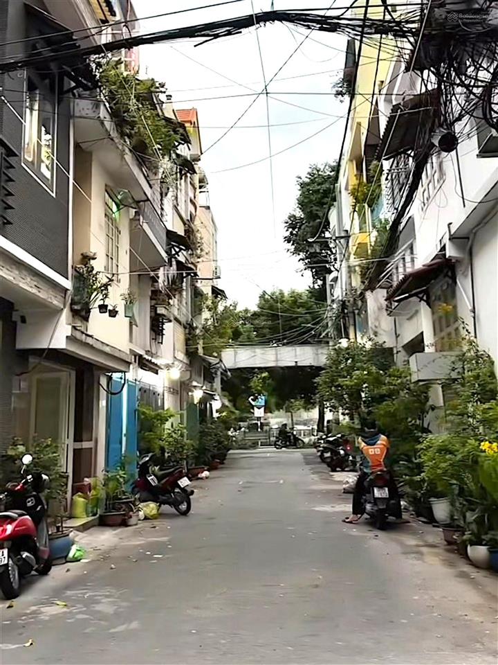 Huỳnh văn bánh sau căn mặt tiền trường sa hxh 52m² 4 tầng 6pn chỉ 8 tỷ65