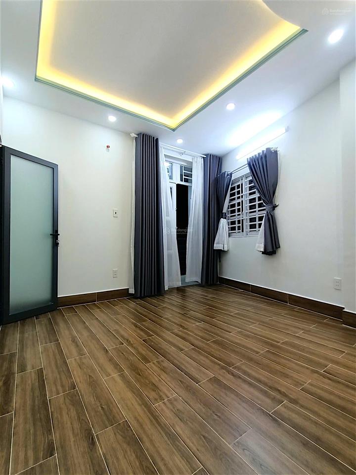 Tôn thất thuyết  p15  q4  căn nhà 5 tầng quá đẹp trong tầm giá. chỉ 4tỷ95 tl