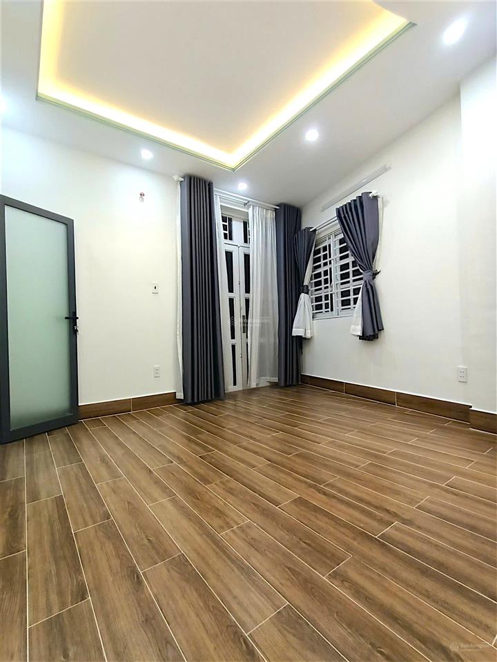 Tôn thất thuyết  p15  q4  căn nhà 5 tầng quá đẹp trong tầm giá. chỉ 4tỷ95 tl