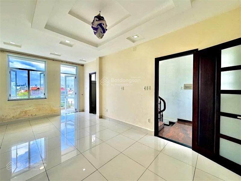 Mặt tiền phạm văn đồng, p.3 gò vấp ngang 5,8m hiếm 6 tầng 230m2 sàn chỉ 9,8 tỷ