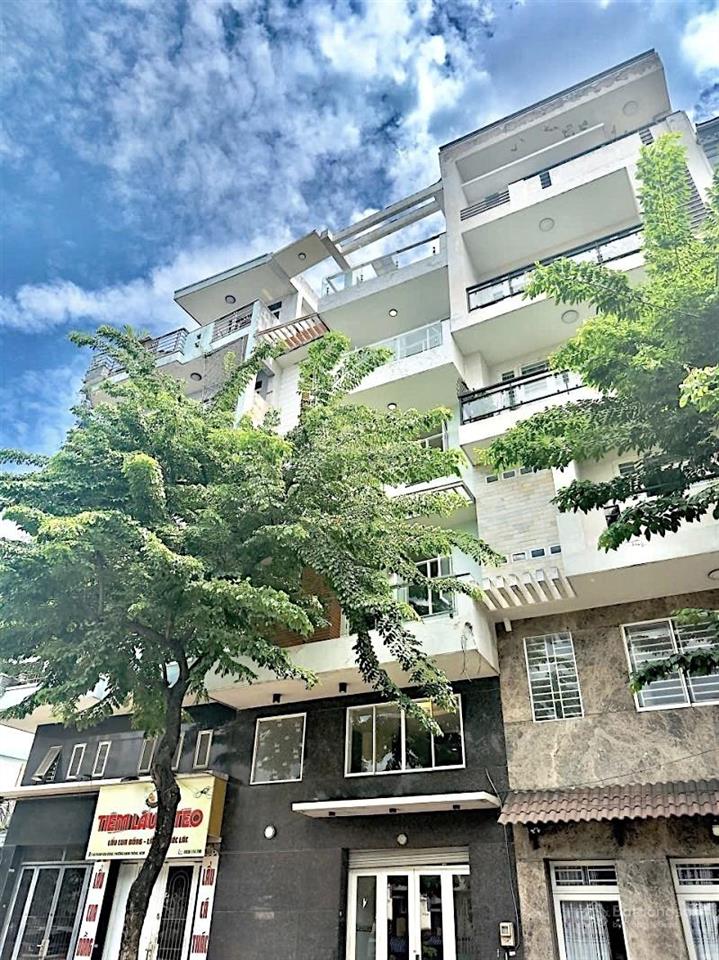 Mặt tiền phạm văn đồng, p.3 gò vấp ngang 5,8m hiếm 6 tầng 230m2 sàn chỉ 9,8 tỷ