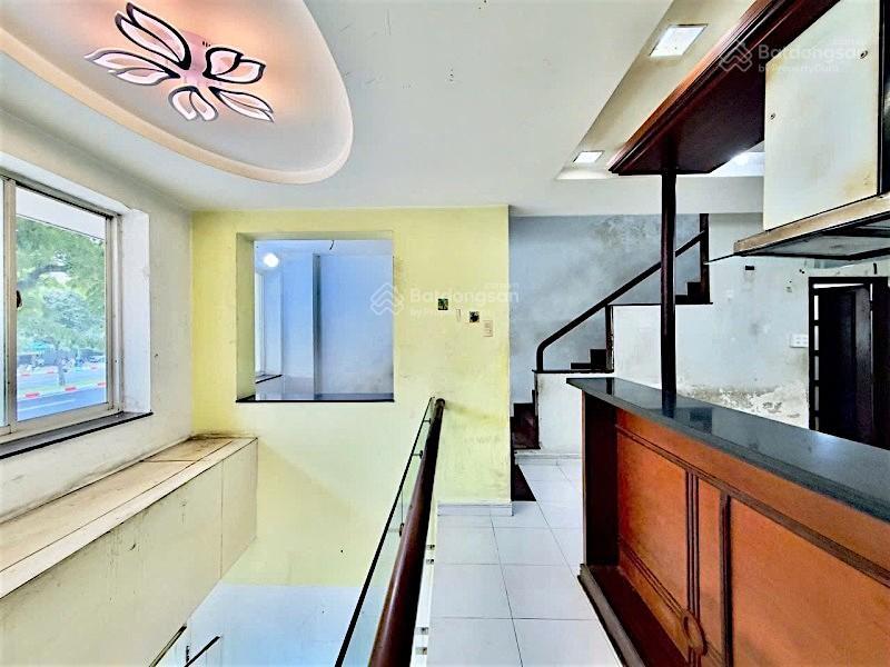 Mặt tiền phạm văn đồng, p.3 gò vấp ngang 5,8m hiếm 6 tầng 230m2 sàn chỉ 9,8 tỷ