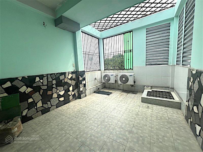 Nguyễn tất thành  gần cầu khánh hội  quận 4  53m²  4 tầng btct  xe hơi đỗ cửa  chỉ 5 tỷ 8