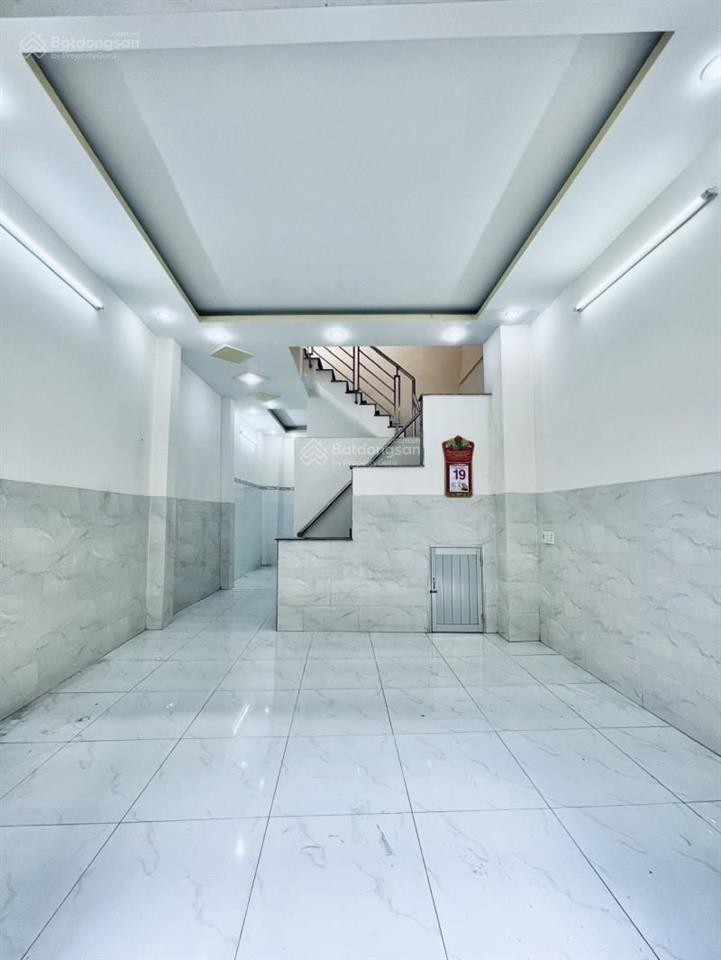 Nhà đẹp cách mạng tháng 8  tân bình  54m  ngang nở hậu  4 tầng kiên cố  chỉ 7 tỷ 7