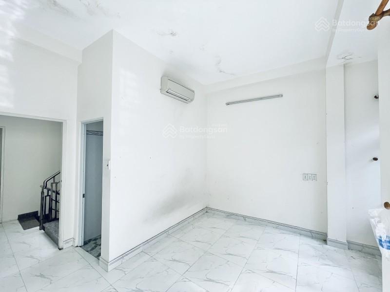 Nhà đẹp cách mạng tháng 8  tân bình  54m  ngang nở hậu  4 tầng kiên cố  chỉ 7 tỷ 7