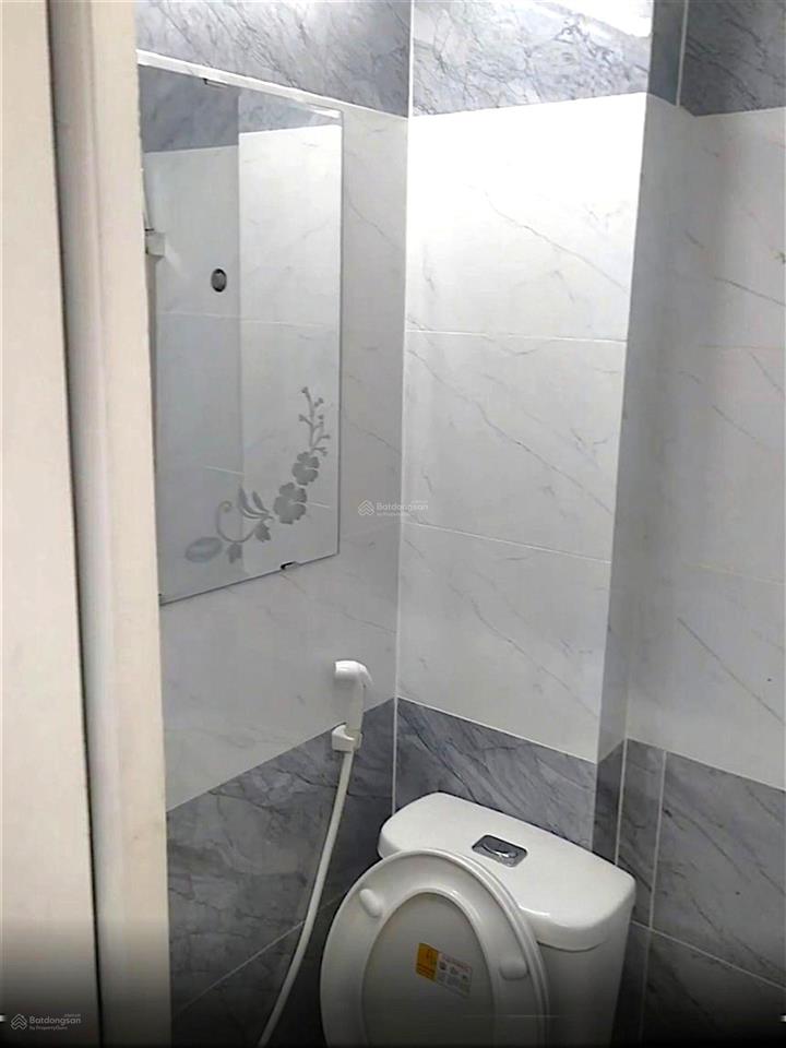 Tôn đản  góc vĩnh khánh  quận 4  nhà đẹp 3 tầng btct  nở hậu  2pn  chỉ 1tỷ3