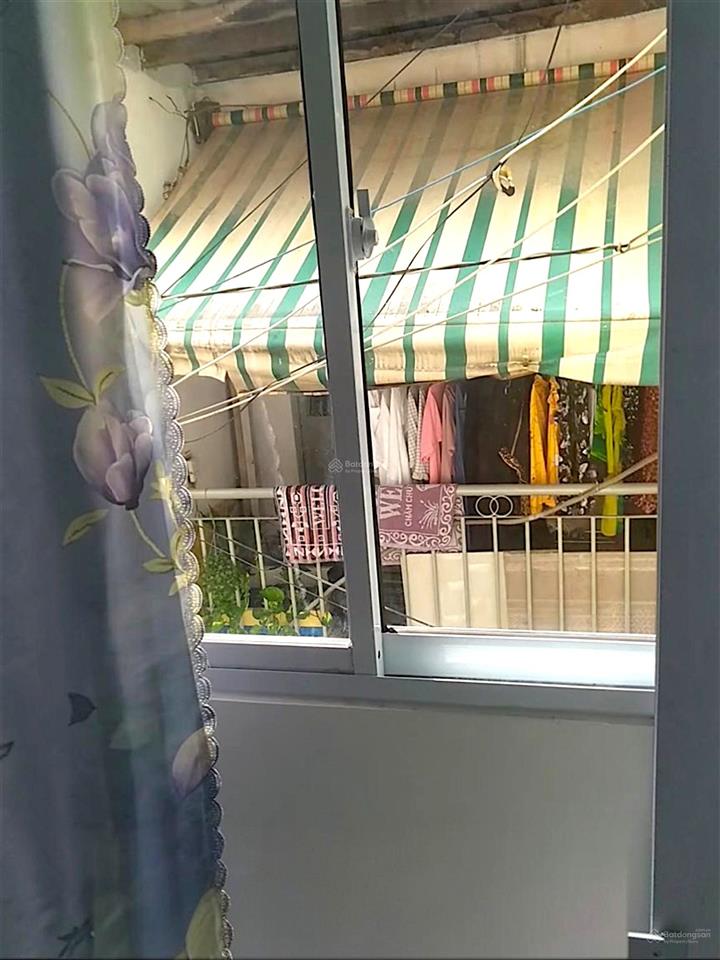 Tôn đản  góc vĩnh khánh  quận 4  nhà đẹp 3 tầng btct  nở hậu  2pn  chỉ 1tỷ3