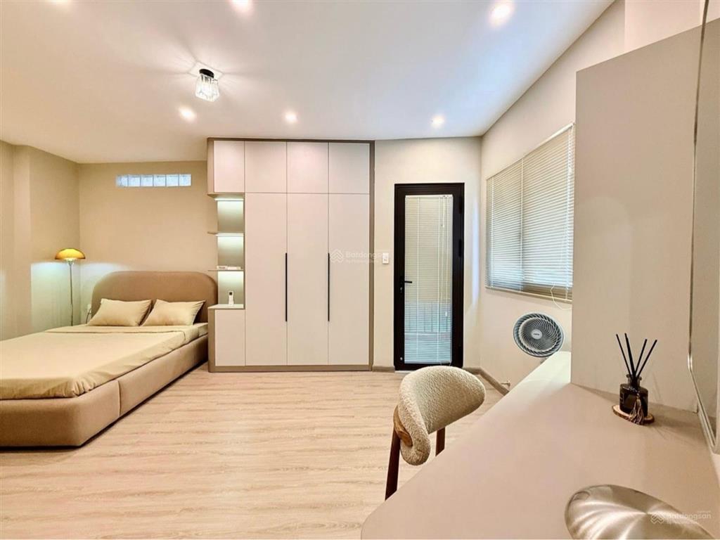 Võ văn tần quận 3  36m2  5 tầng  lô góc 2 mặt thoáng  full nội thất cao cấp  chỉ 7 tỷ9 tl