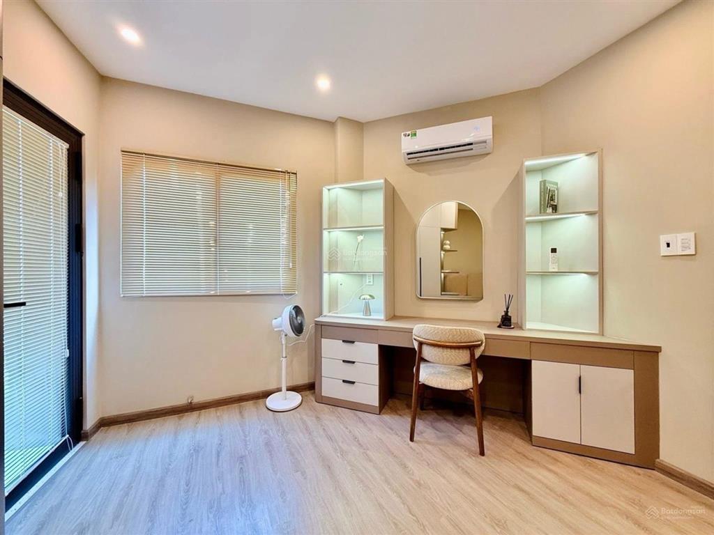 Võ văn tần quận 3  36m2  5 tầng  lô góc 2 mặt thoáng  full nội thất cao cấp  chỉ 7 tỷ9 tl