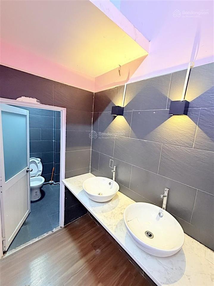 Lê văn sỹ  mặt tiền hẻm kinh doanh  xe hơi tránh  48m²  4 tầng  chỉ 9tỷ9