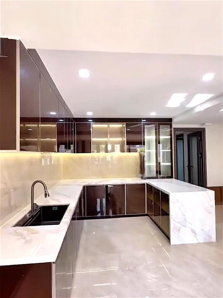 An bình q5 khu compound cao cấp 92m25 tầngthang máy ngang gần 8m bề thếsân cực rộng. chỉ 18t2