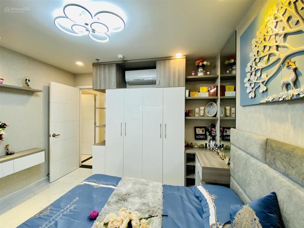 Bán căn hộ d'lusso, nguyễn thị định, 79m2, 2pn, căn góc, giá 6,5 tỷ.  0933 722 *** kiểm