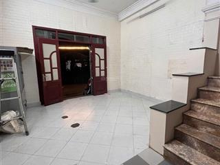 Cho thuê nhà riêng võ thị sáu, gần đh ktqd 42m4t, lô góc thoáng, ngõ ba gác,13 triệu/tháng