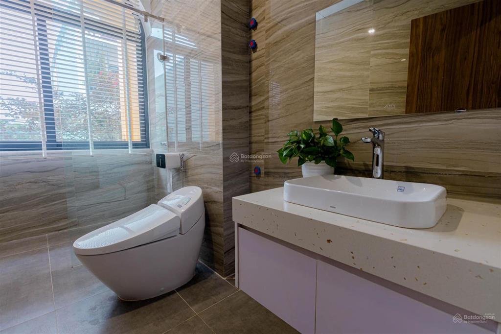 Bán nhà mới đẹp trần đại nghĩa 35m5t, ngõ nông, sáng thoáng rực rỡ, gần đh ktqd, ở, cho thuê, kd.