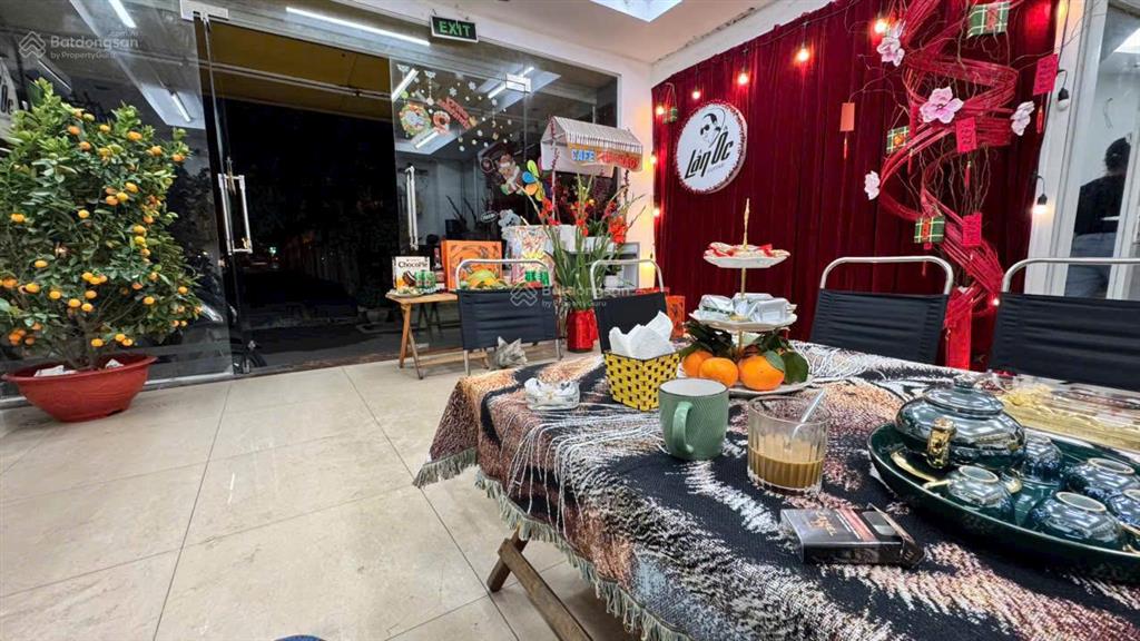 Cho thuê nhà kim ngưu  lạc trung 60m  mt6m ô tô đỗ cửa 22 triệu/tháng, làm vp, kd, spa, lớp học