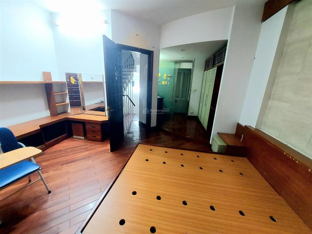 Cho thuê nhà lê trọng tấn, thanh xuân. 40m2, 5t làm vp, spa, nha khoa, salon tóc, thời trang...