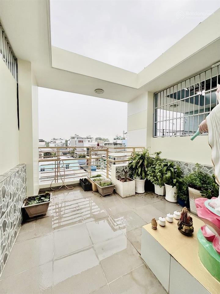 Chỉ 7,x tỷ 79m2 4 tầng hẻm ô tô trung tâm gò vấp
