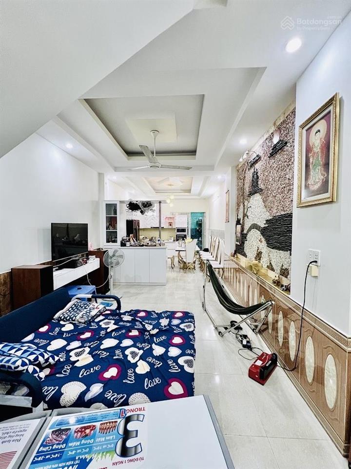 Chỉ 7,x tỷ 79m2 4 tầng hẻm ô tô trung tâm gò vấp